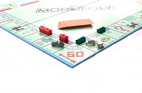Illustrationsfoto: Aussschnitt eines Monopoly-Spielbretts